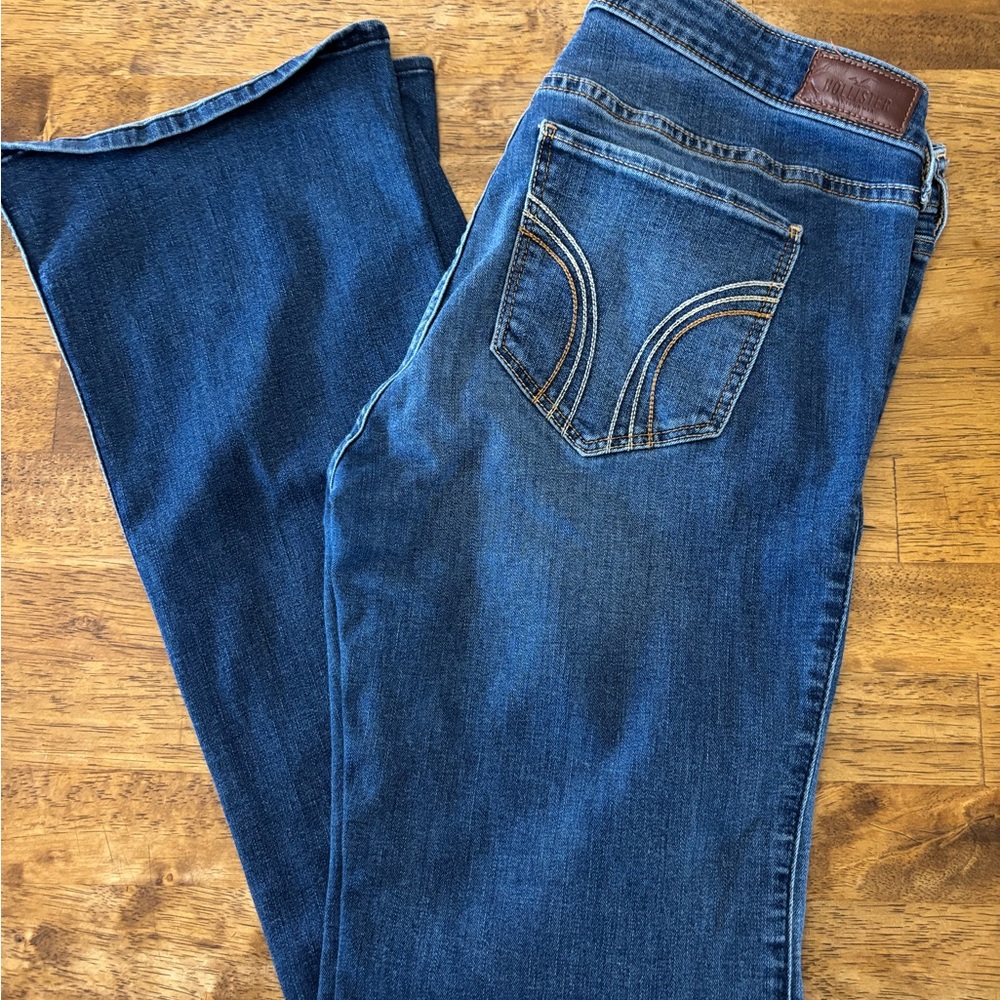 Hollister Low-Rise Boot Cut Dark Blue Jeans